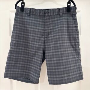 Nike Golf Performance Shorts Flat Front Gray Check Plaid Wicking Tech Stretch 34